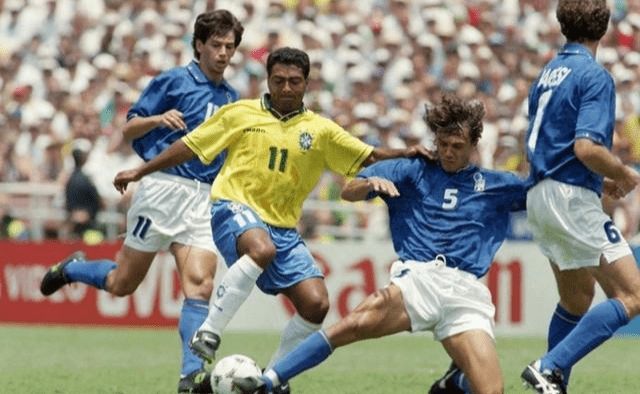 的足球俱乐 的足球俱乐