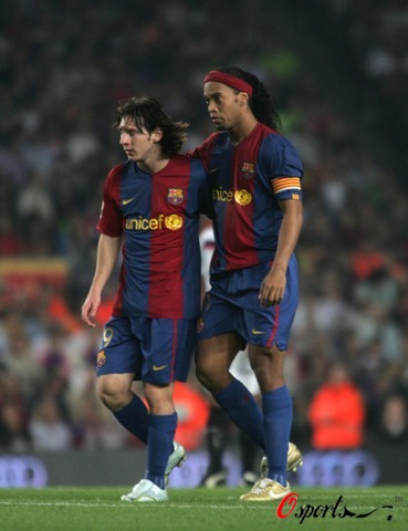 不再頻繁背 不再頻繁背